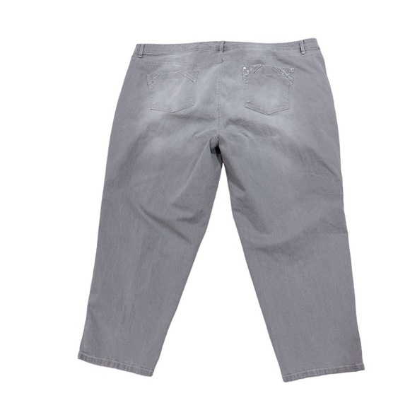 Gloria Vanderbilt Stefania Womens Plus Sz 24W Gray Crop Jeans Embellished Pocket - Picture 2 of 8